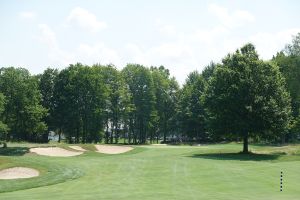 Olde Stonewall 9th Approach